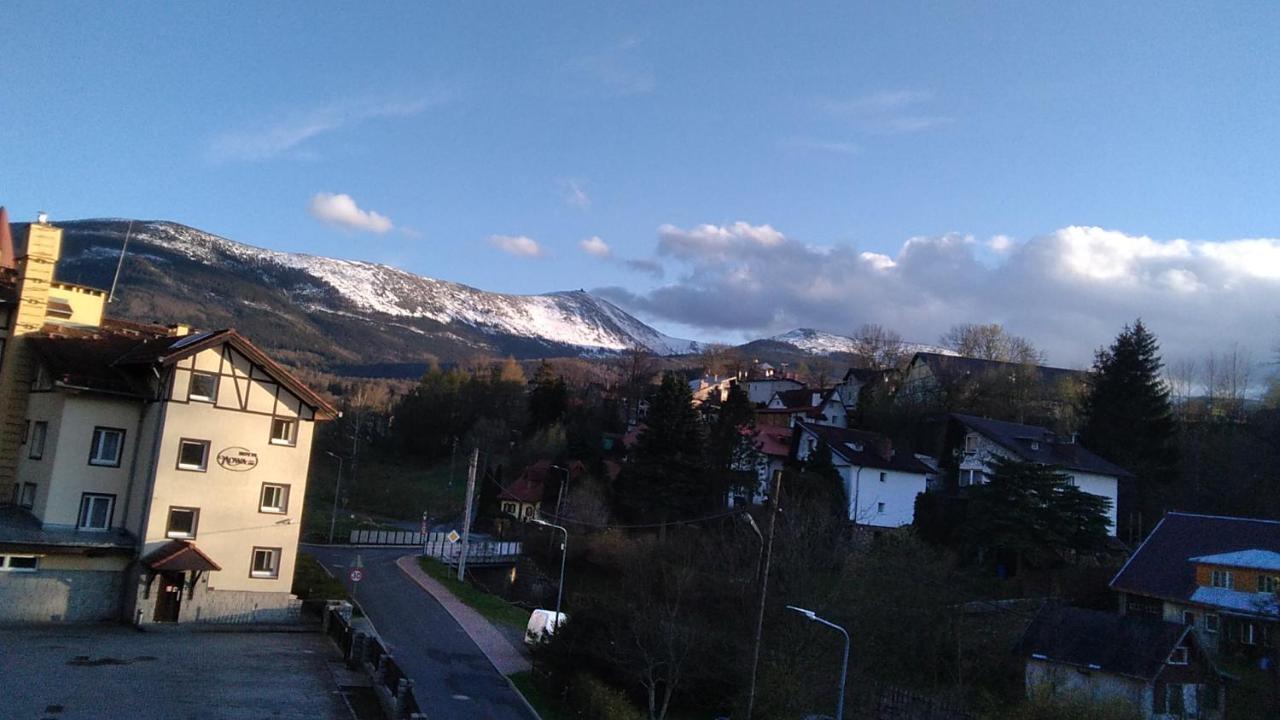 Nowoczesne Mieszkanie Blisko Natury I Sklepu Biedronka Karpacz Bagian luar foto